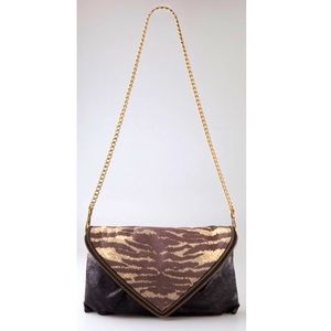 NWOT Matt & Nat Tiger Santogold Bag